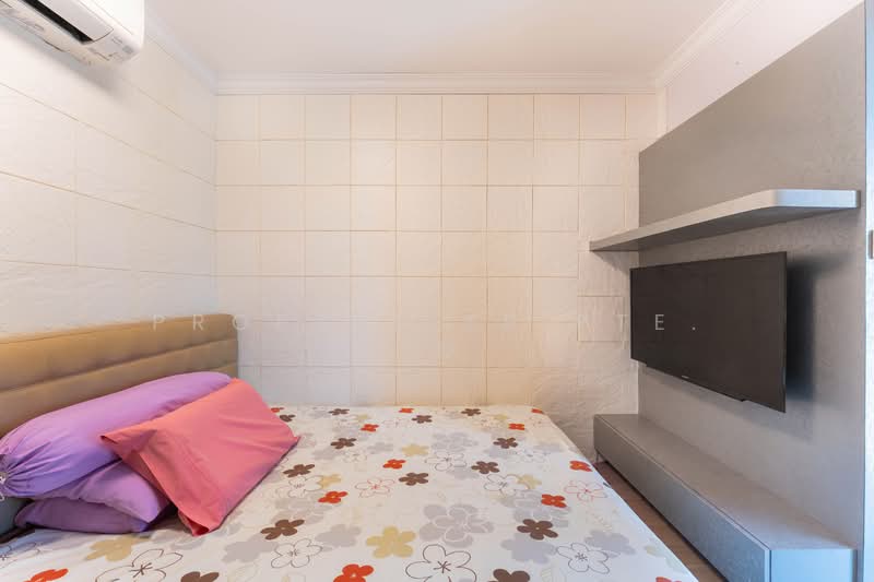 The Grandiflora Condominium For Sale at S$ 2,290,000 | PropertyGuru Singapore - Bedroom