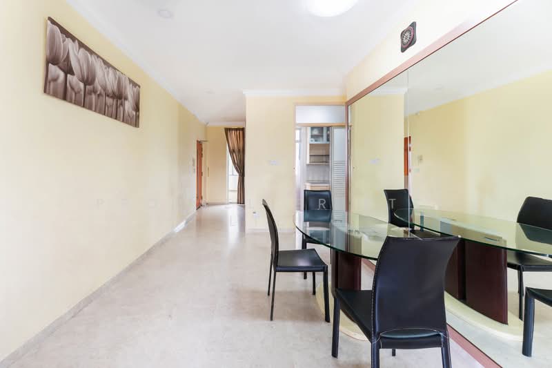 The Grandiflora Condominium For Sale at S$ 2,290,000 | PropertyGuru Singapore - Dining Room