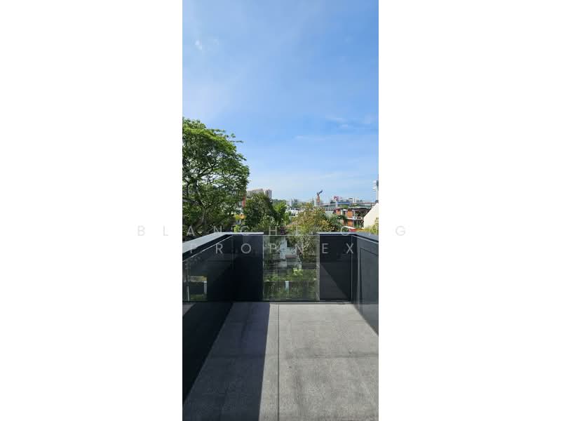 4A Jalan Kebaya Detached House For Sale at S$ 18,800,000 | PropertyGuru Singapore - Balcony