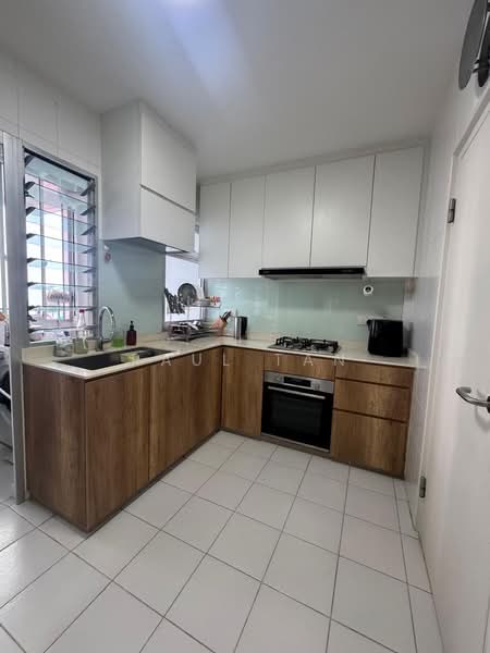 310C Ang Mo Kio Avenue 1, 310C Ang Mo Kio Avenue 1, 3 Bedrooms, 1,012 sqft, HDB Flat For Rent, by Paul Tan, 500080720 - Kitchen - PropertyGuru.com.sg