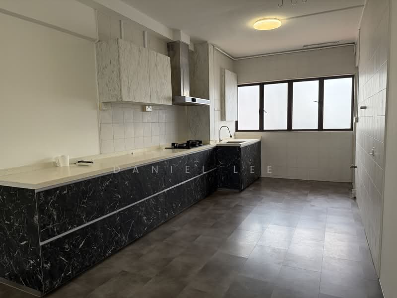 504 Ang Mo Kio Avenue 8 HDB Flat For Sale at S$ 488,888 | PropertyGuru Singapore - Kitchen