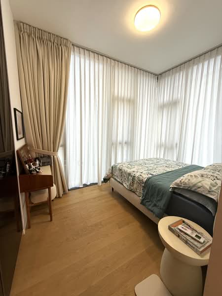 Cairnhill 16, 16 Cairnhill Rise, 2 Bedrooms, 775 sqft, Condominium For Rent, by Nicole Wang, 500080722 - Bedroom - PropertyGuru.com.sg