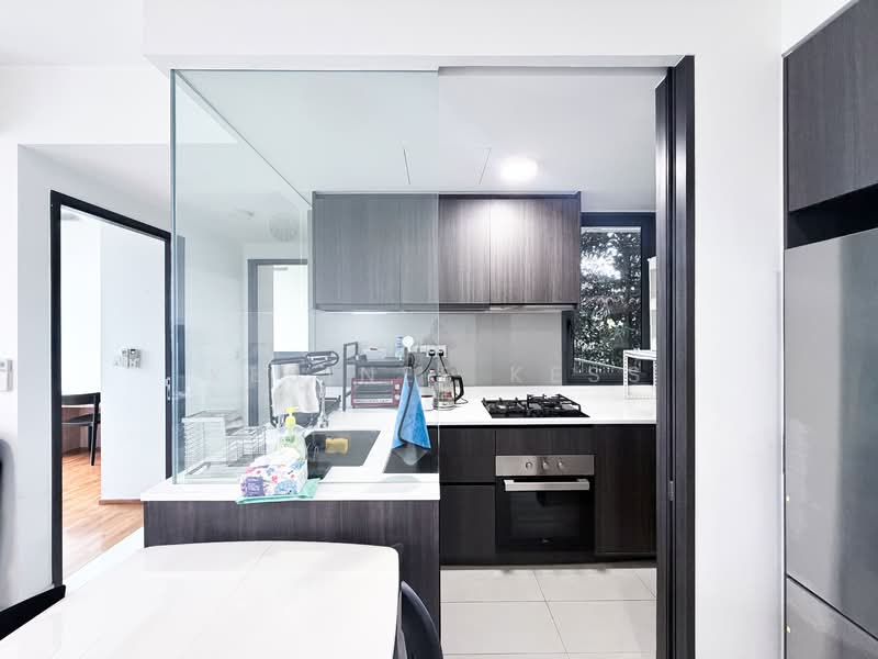 North Park Residences Condominium For Sale at S$ 1,499,999 | PropertyGuru Singapore - Kitchen