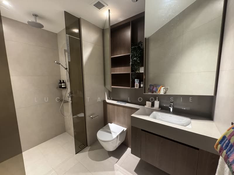 Pinery Condominium For Sale at S$ 1,498,000 | PropertyGuru Singapore - Bathroom