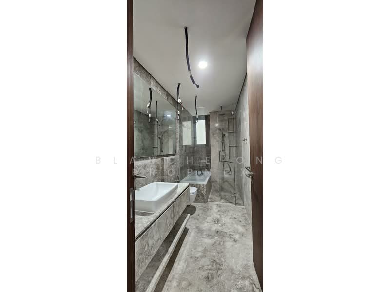 The Giverny Residences Condominium For Sale at S$ 9,979,000 | PropertyGuru Singapore - Bathroom