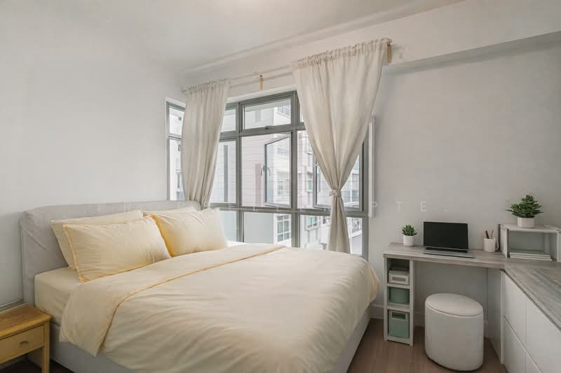 475D Upper Serangoon Crescent HDB Flat For Sale at S$ 750,000 | PropertyGuru Singapore - Bedroom