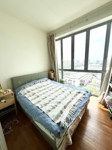 Bedok Residences Condominium For Sale at S$ 1,160,000 | PropertyGuru Singapore - Bedroom