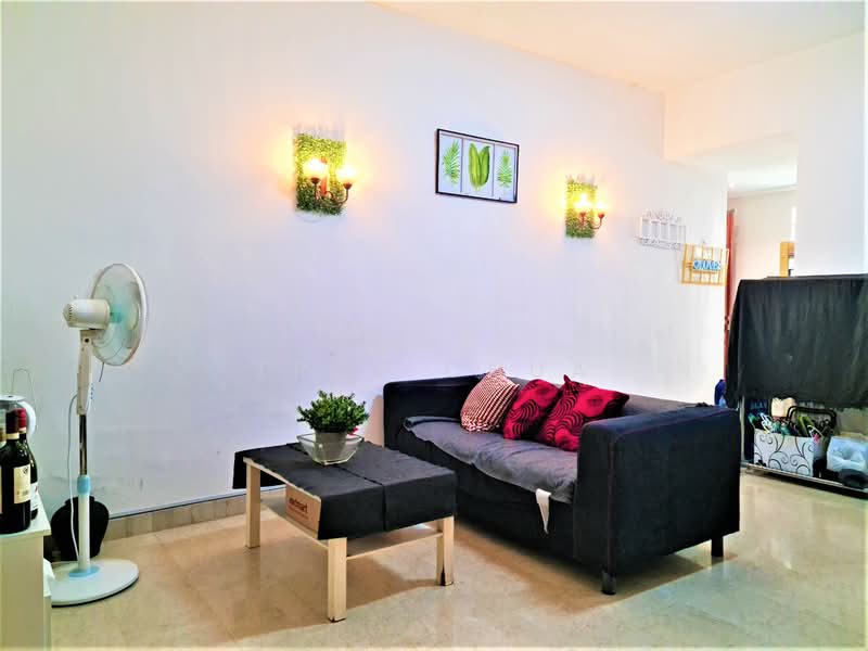 Simsville, 6 Geylang East Avenue 2, Room Rental, 100 sqft, Condominium For Rent, by Trev Chua, 500080759 - Living Room - PropertyGuru.com.sg