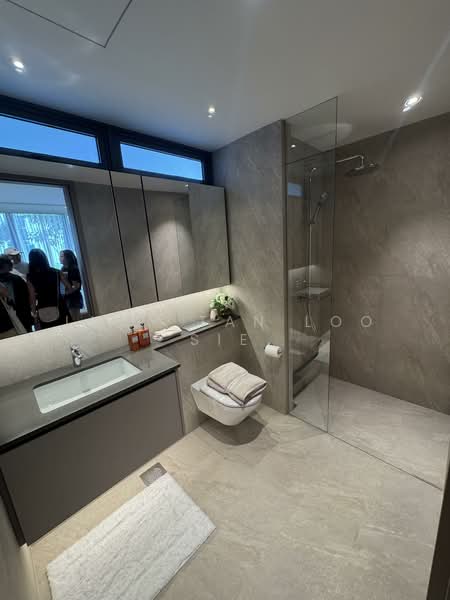 Rivelle Condominium For Sale at S$ 1,588,000 | PropertyGuru Singapore - Bathroom