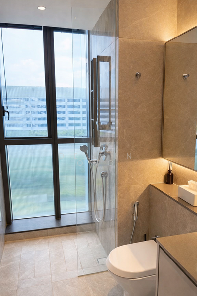 Penrose Condominium For Sale at S$ 2,200,000 | PropertyGuru Singapore - Bathroom