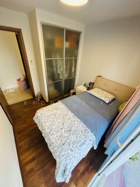 Imperial Heights Apartment For Sale at S$ 830,000 | PropertyGuru Singapore - Bedroom