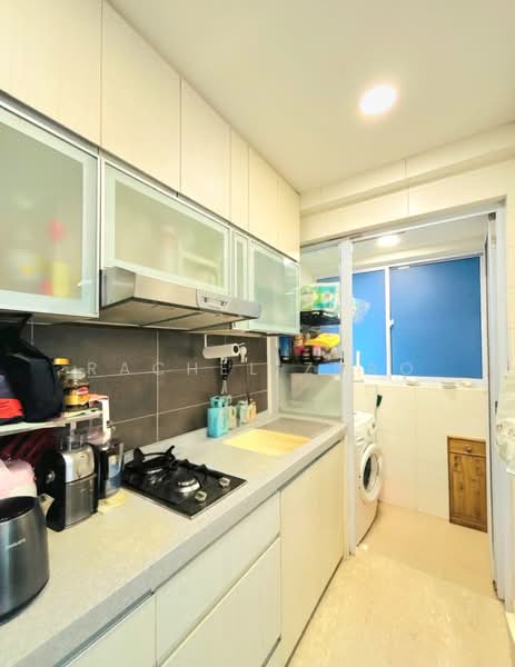 Imperial Heights, 16 Ipoh Lane, 1 Bedroom, 452 sqft, Apartment For Sale, by Rachel Zhao, 500080781 - Kitchen - PropertyGuru.com.sg