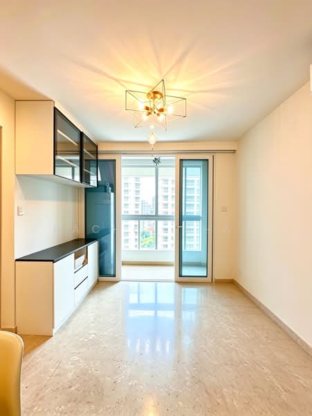 Imperial Heights, 16 Ipoh Lane, 1 Bedroom, 452 sqft, Apartment For Sale, by Rachel Zhao, 500080781 - Living Room - PropertyGuru.com.sg