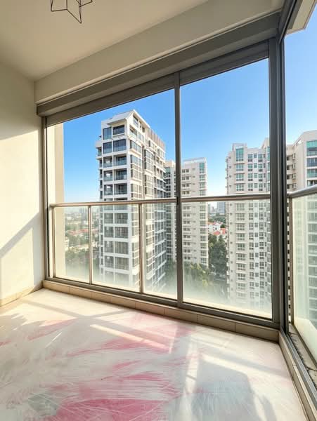 Imperial Heights, 16 Ipoh Lane, 1 Bedroom, 452 sqft, Apartment For Sale, by Rachel Zhao, 500080781 - Bedroom balcony - PropertyGuru.com.sg