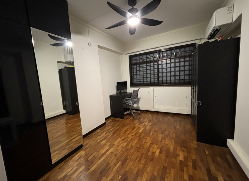 370 Tampines Street 34 HDB Flat For Sale at S$ 650,000 | PropertyGuru Singapore - Study