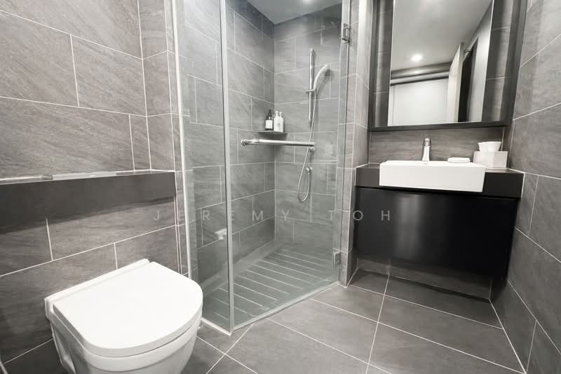 Affinity At Serangoon Condominium For Sale at S$ 1,430,000 | PropertyGuru Singapore - Bathroom