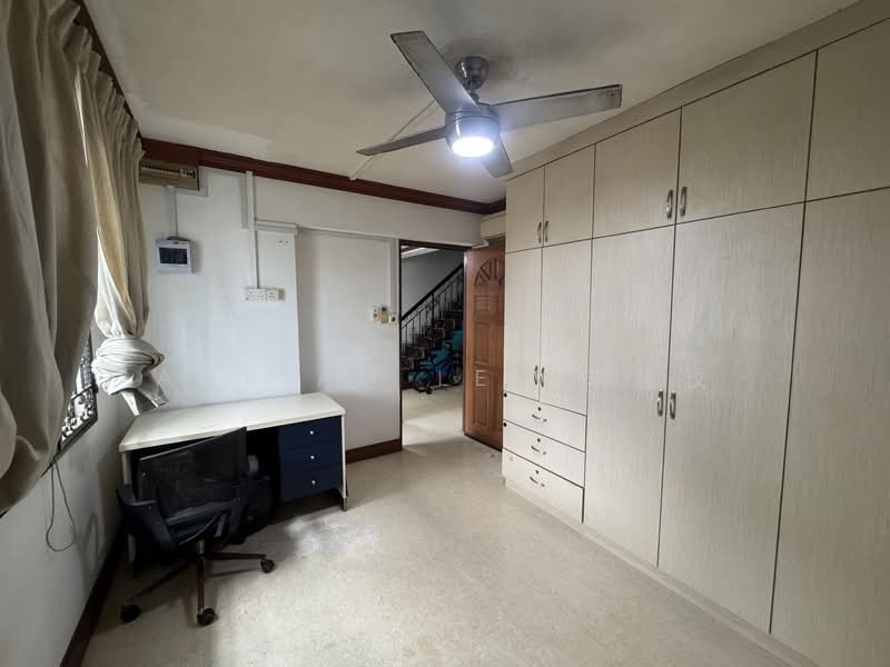 910 Jurong West Street 91 HDB Flat For Sale at S$ 650,000 | PropertyGuru Singapore - Interior