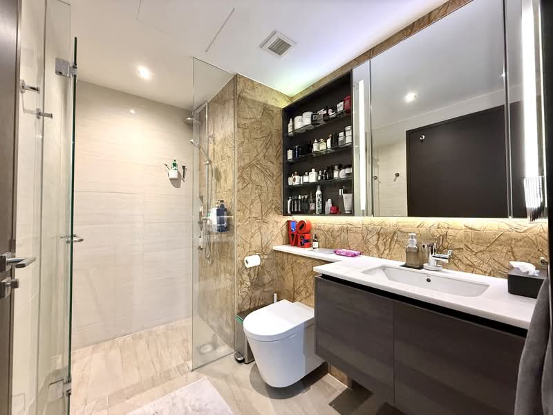 Sims Urban Oasis Condominium For Sale at S$ 1,480,000 | PropertyGuru Singapore - Bathroom