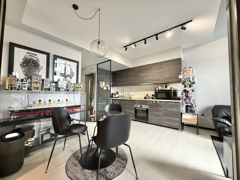Sims Urban Oasis Condominium For Sale at S$ 1,480,000 | PropertyGuru Singapore - Kitchen