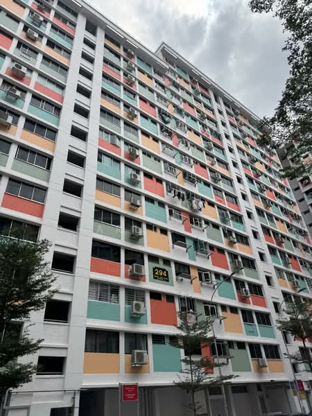 294 Choa Chu Kang Avenue 2 HDB Flat For Sale at S$ 599,000 | PropertyGuru Singapore - Exterior