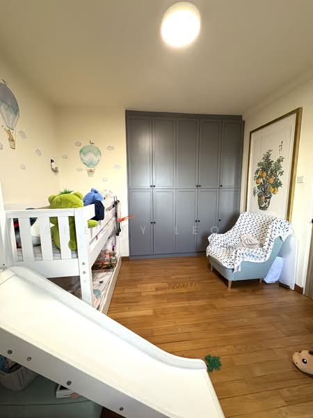 Hillcrest Arcadia Condominium For Sale at S$ 2,100,000 | PropertyGuru Singapore - Bedroom