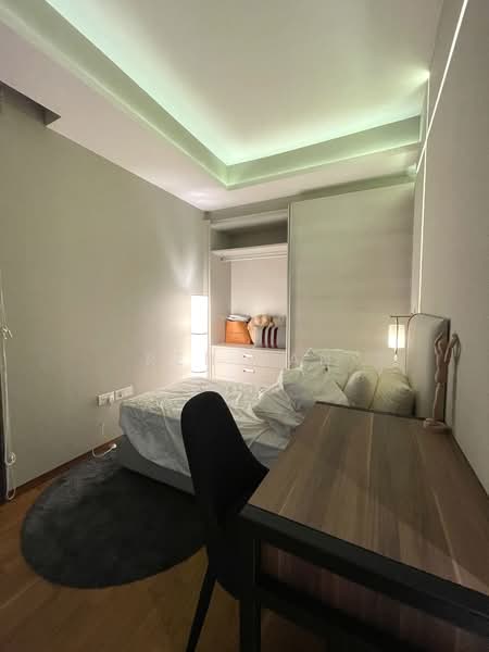 6 Derbyshire Condominium For Sale at S$ 2,100,000 | PropertyGuru Singapore - Bedroom