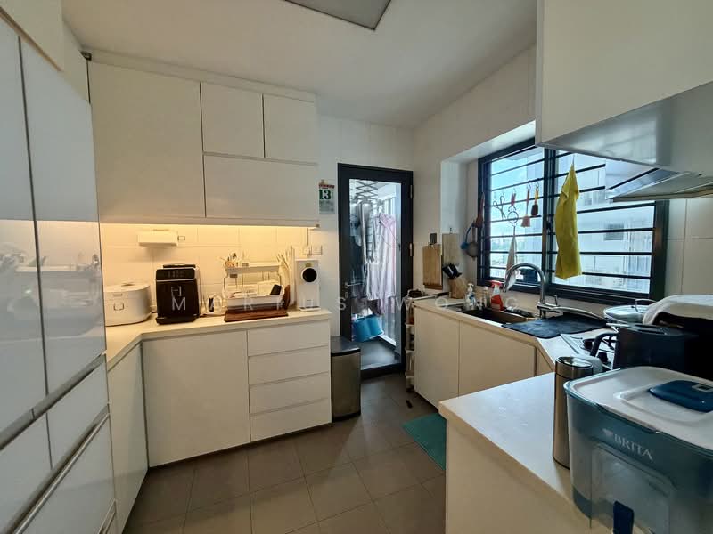 1B Cantonment Road HDB Flat For Sale at S$ 1,489,000 | PropertyGuru Singapore - Kitchen
