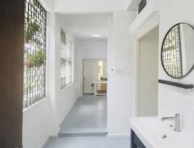 For Sale - Hawaii Hostel