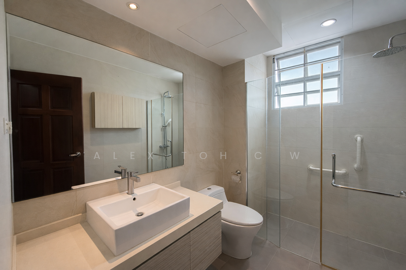 Semi Detached D16 Kew Estate Semi-Detached House For Sale at S$ 3,099,999 | PropertyGuru Singapore - Bathroom