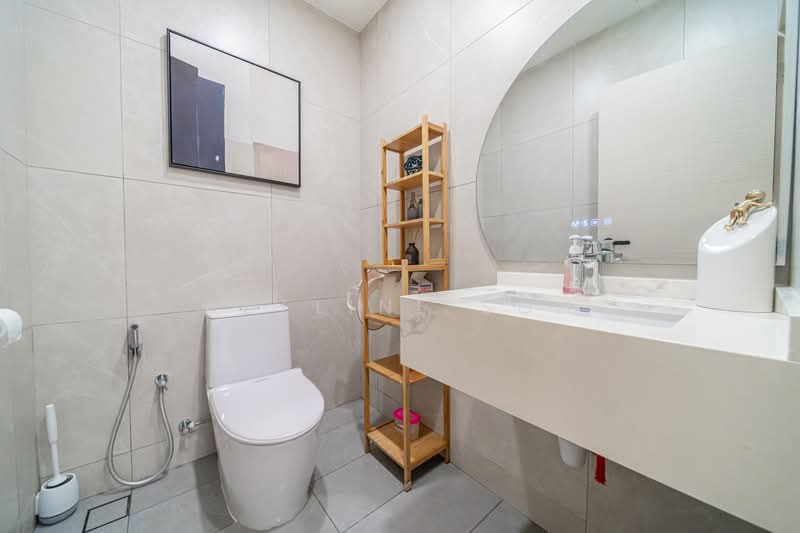 Sixth Avenue Terraced House For Sale at S$ 5,888,000 | PropertyGuru Singapore - Bathroom