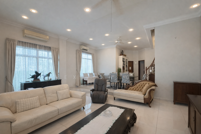 For Sale - Kew Estate