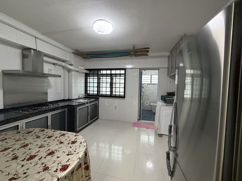 306 Choa Chu Kang Avenue 4, 306 Choa Chu Kang Avenue 4, Room Rental, 120 sqft, HDB Flat For Rent, by Huili Koh, 500080888 - Kitchen - PropertyGuru.com.sg