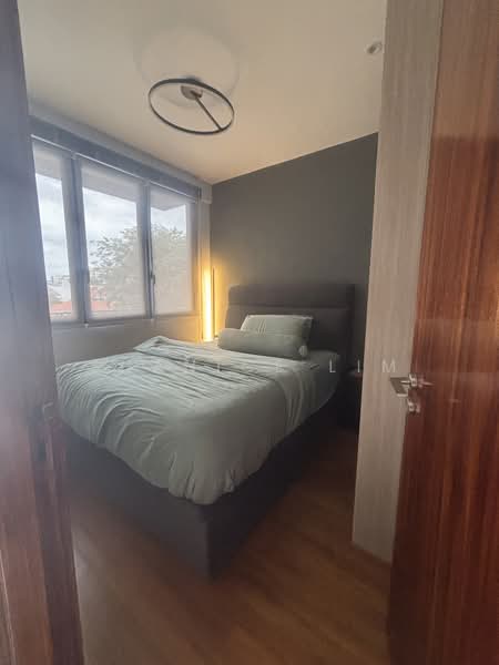 Urban Treasures Condominium For Sale at S$ 1,150,000 | PropertyGuru Singapore - Bedroom