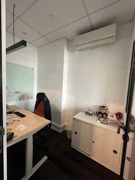 One Commonwealth, 1 Commonwealth Lane, 2,034 sqft, Light Industrial (B1) For Rent, by Jerron Lim, 500080890 - Study - CommercialGuru.com.sg