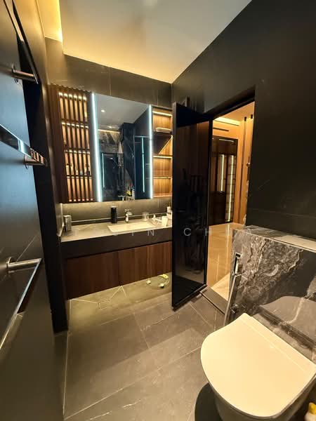 St Martin's Apartment, 1 St Martin's Drive, 2 Bedrooms, 1,109 sqft, Apartment For Rent, by Jessin Chua, 500080896 - Bathroom - PropertyGuru.com.sg