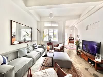 For Rent - Rarely Available Blair Plain Conservation - Walk Up Apartment