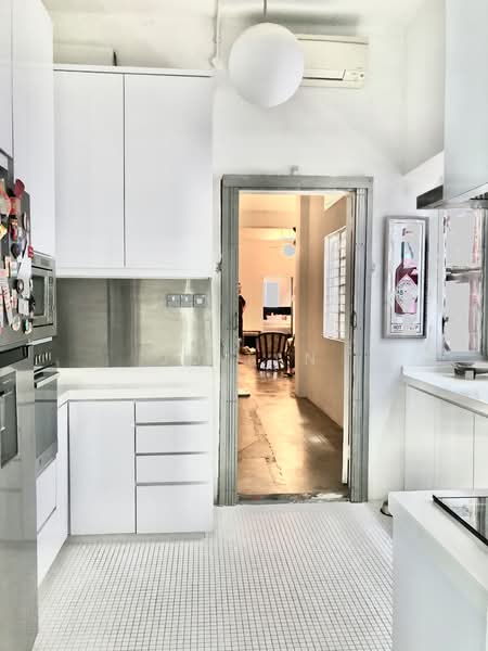 Rarely Available Blair Plain Conservation - Walk Up Apartment, Everton Road / Blair Road / Spottiswoode Park Road, 2 Bedrooms, 1,000 sqft, Conservation House For Rent, by JO Tan, 500080900 - Kitchen - PropertyGuru.com.sg