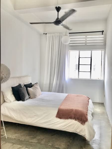 Rarely Available Blair Plain Conservation - Walk Up Apartment, Everton Road / Blair Road / Spottiswoode Park Road, 2 Bedrooms, 1,000 sqft, Conservation House For Rent, by JO Tan, 500080900 - Bedroom - PropertyGuru.com.sg