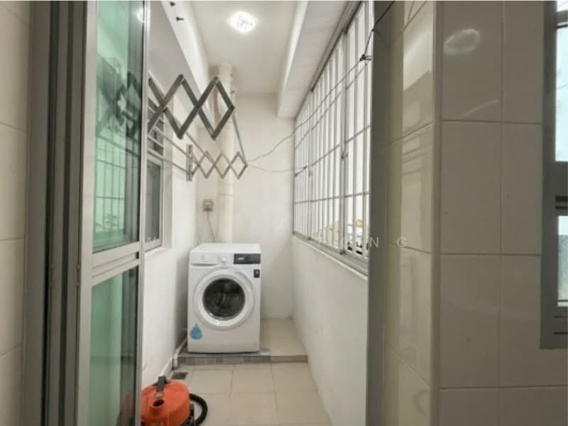 303C Punggol Central HDB Flat For Sale at S$ 750,000 | PropertyGuru Singapore - Yard