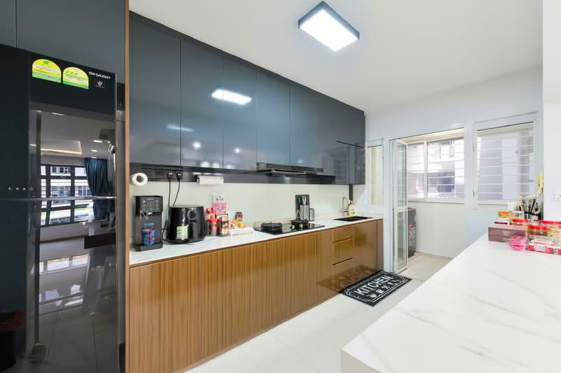 618A Tampines Street 61 HDB Flat For Sale at S$ 958,800 | PropertyGuru Singapore - Kitchen
