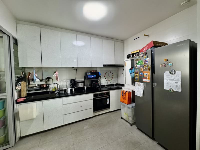 106B Bidadari Park Drive HDB Flat For Sale at S$ 1,220,000 | PropertyGuru Singapore - Kitchen