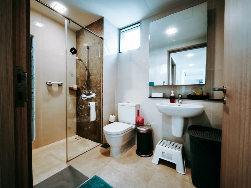 Flamingo Valley Condominium For Sale at S$ 3,780,000 | PropertyGuru Singapore - Bathroom