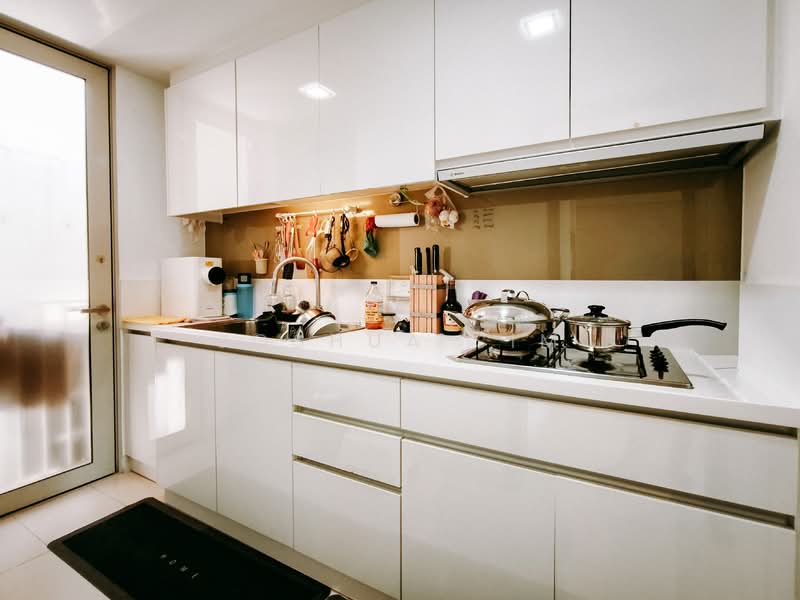 Flamingo Valley Condominium For Sale at S$ 3,780,000 | PropertyGuru Singapore - Kitchen