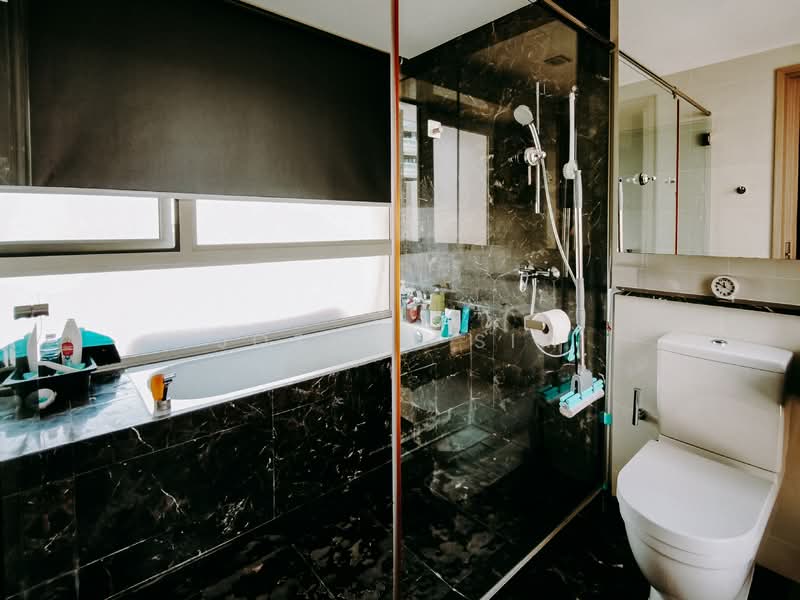 Flamingo Valley Condominium For Sale at S$ 3,780,000 | PropertyGuru Singapore - Bathroom