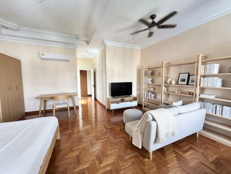 Spacious House Near Pasir Panjang MRT Station Terraced House For Sale at S$ 4,800,000 | PropertyGuru Singapore - Interior