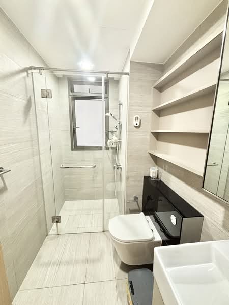 Parc Life Executive Condominium For Sale at S$ 1,350,000 | PropertyGuru Singapore - Bathroom