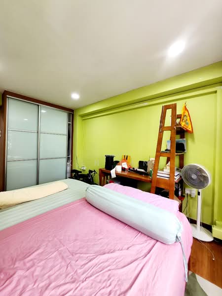 4B Saint George's Lane HDB Flat For Sale at S$ 1,238,000 | PropertyGuru Singapore - Bedroom