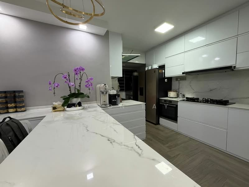 519B Tampines Central 8 HDB Flat For Sale at S$ 1,188,288 | PropertyGuru Singapore - Kitchen