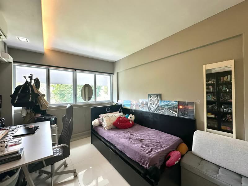 124 Mcnair Road HDB Flat For Sale at S$ 550,000 | PropertyGuru Singapore - Bedroom
