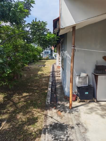 Potential Subdivision! Huge Land Size - 5,235 sqft Detached House For Sale at S$ 12,800,000 | PropertyGuru Singapore - Exterior